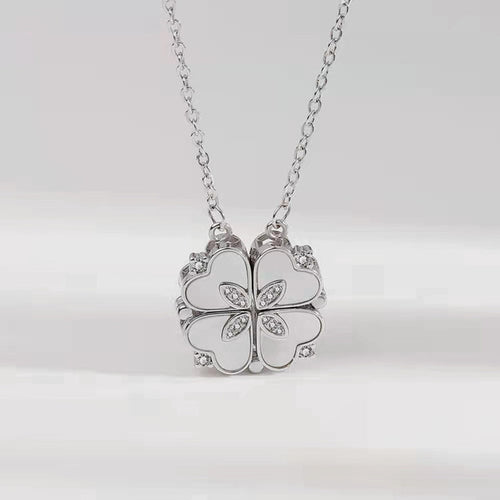 Load image into Gallery viewer, CLAIRE || Clover Pendant Necklace
